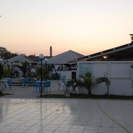 Torquemada Beach Club Margherita Di Savoia Dış mekan fotoğraf
