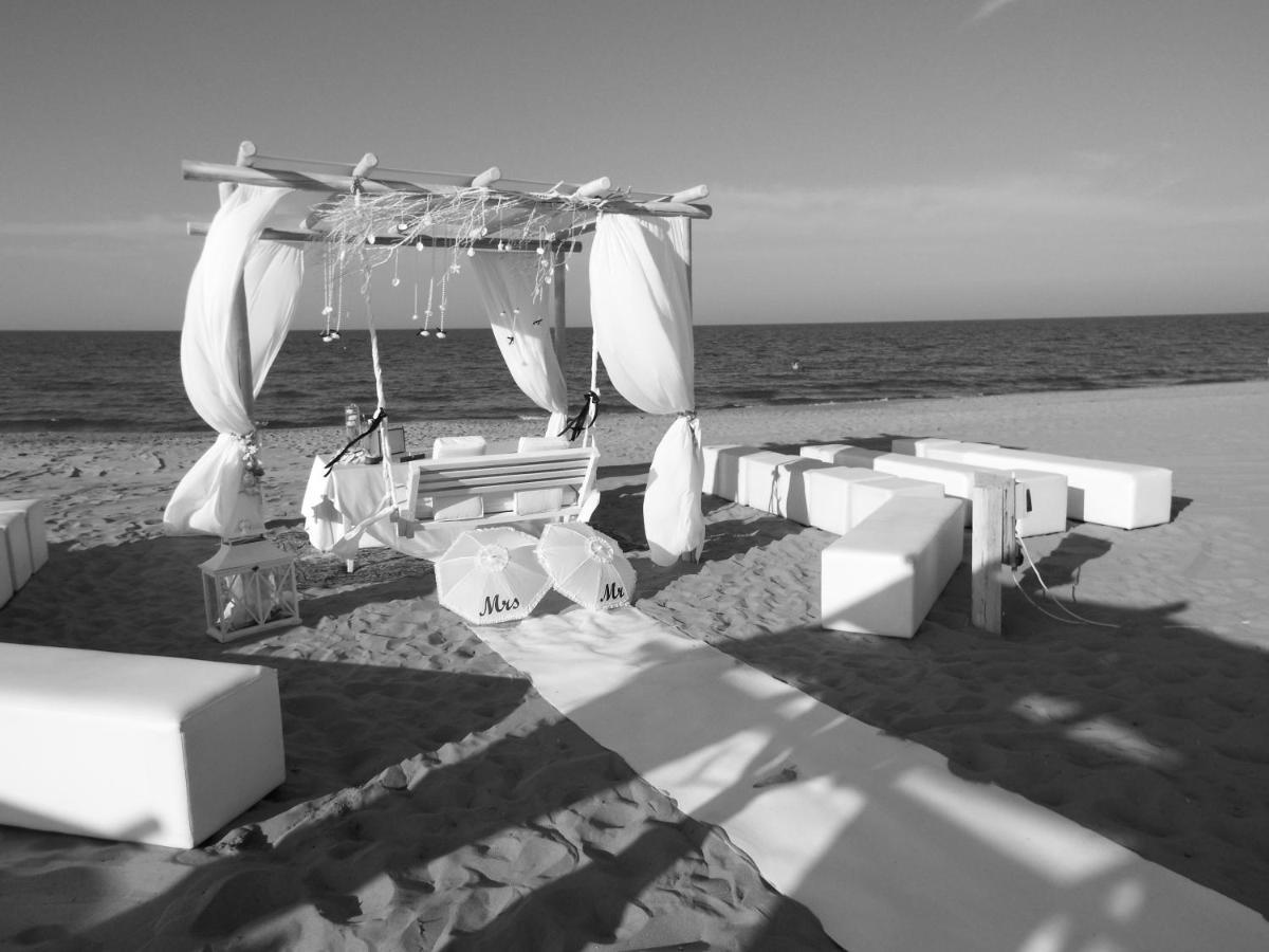 Torquemada Beach Club Margherita Di Savoia Dış mekan fotoğraf