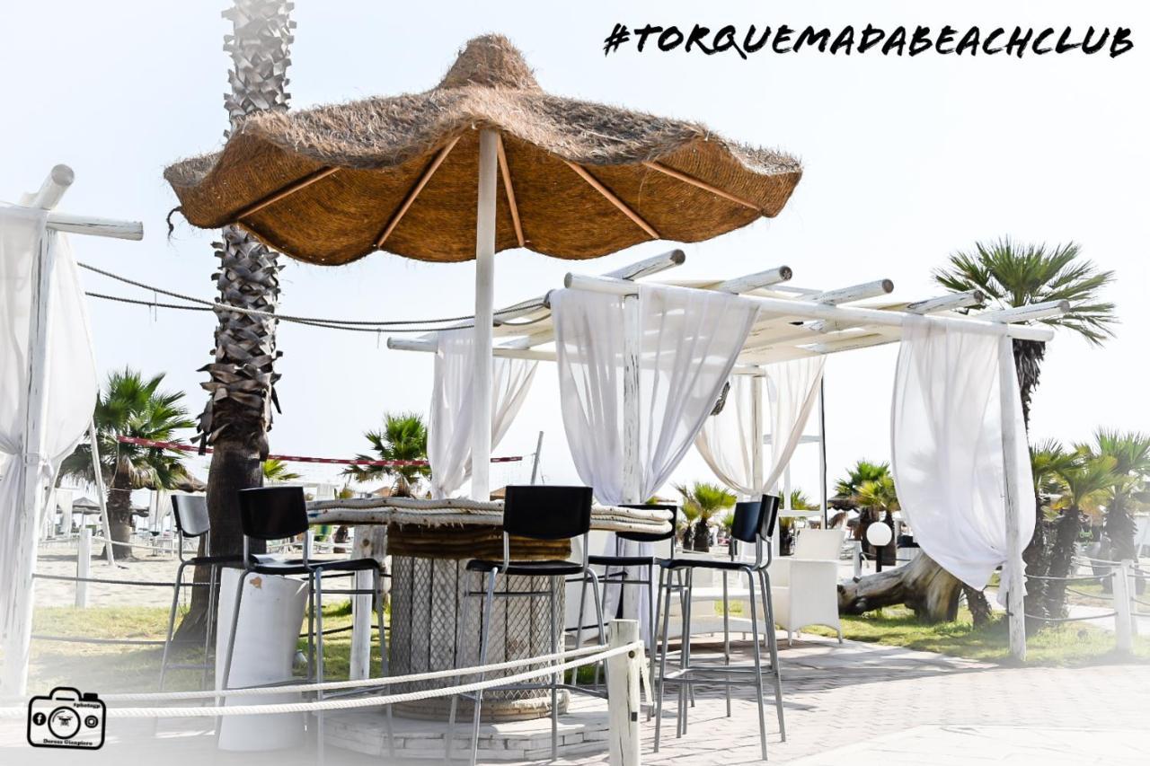Torquemada Beach Club Margherita Di Savoia Dış mekan fotoğraf